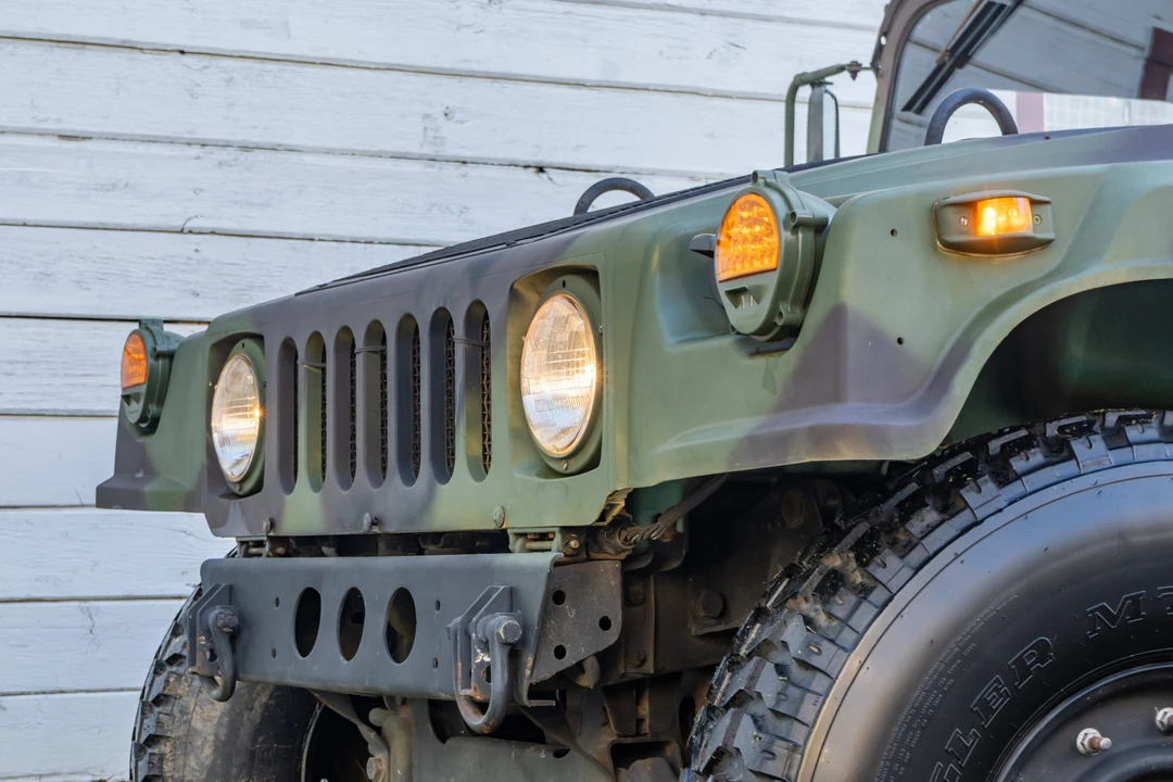 Hummer HMMWV - Image 17 of 31