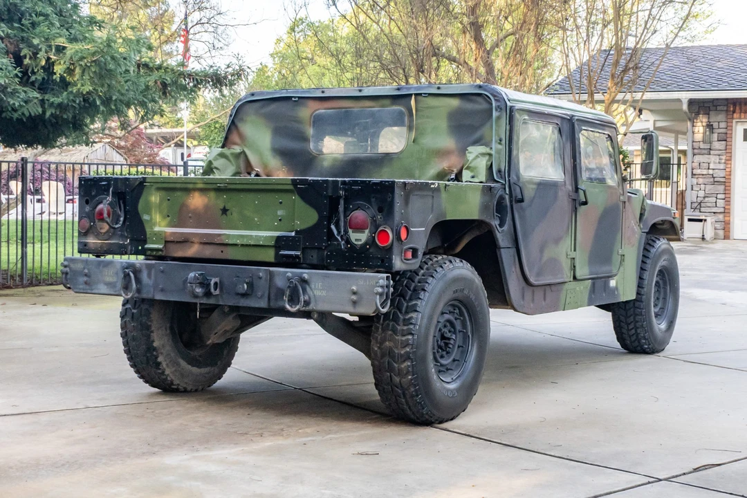 Hummer HMMWV - Image 10 of 31
