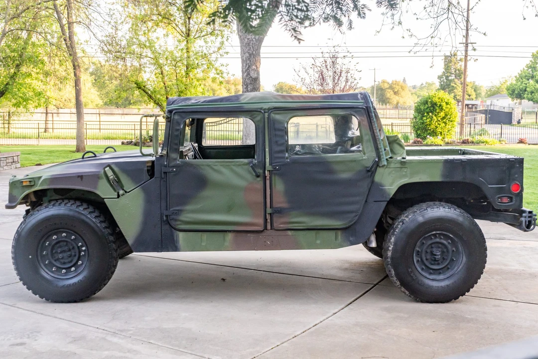 Hummer HMMWV - Image 15 of 31