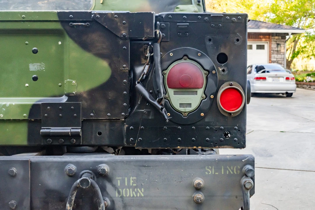 Hummer HMMWV - Image 23 of 31