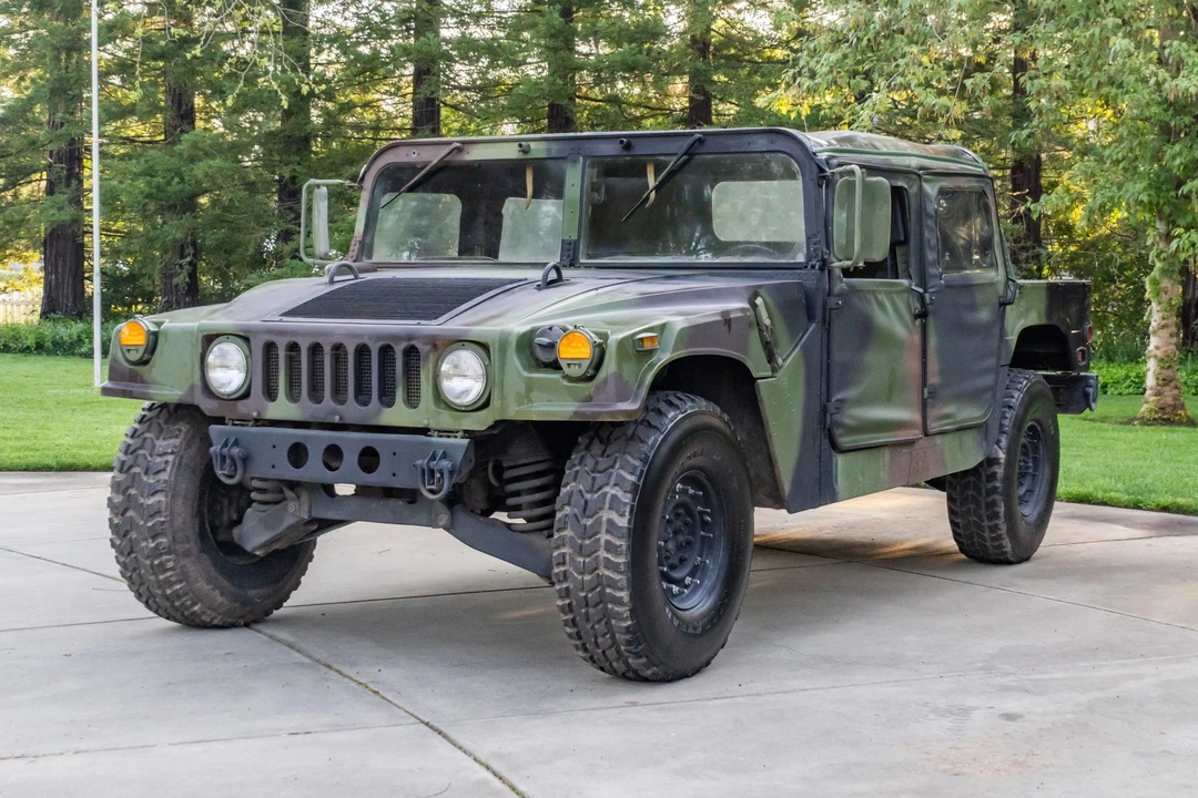 Hummer HMMWV - Image 2 of 31