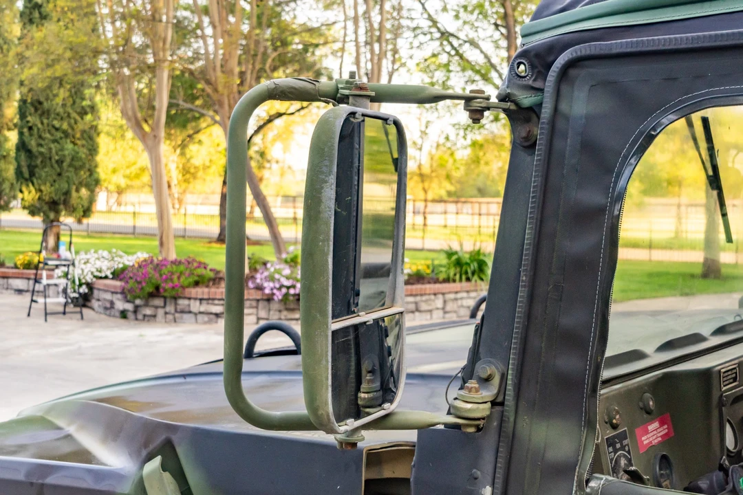 Hummer HMMWV - Image 24 of 31