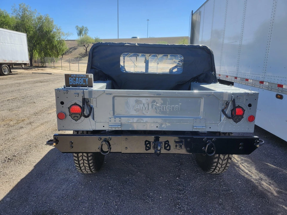 Hummer HMMWV - Image 11 of 31