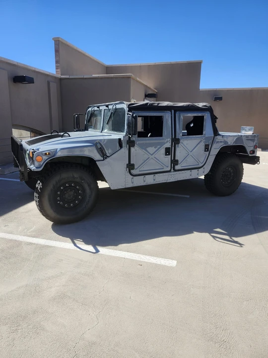 Hummer HMMWV - Image 5 of 31