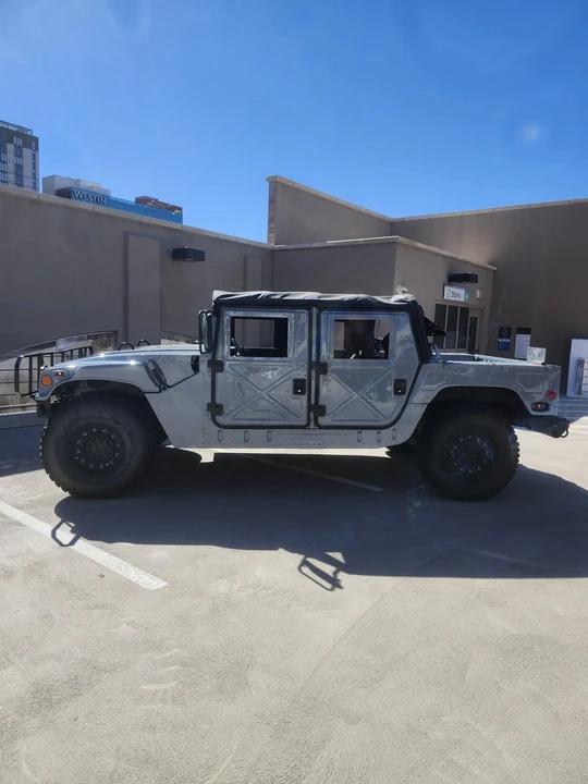 Hummer HMMWV - Image 6 of 31