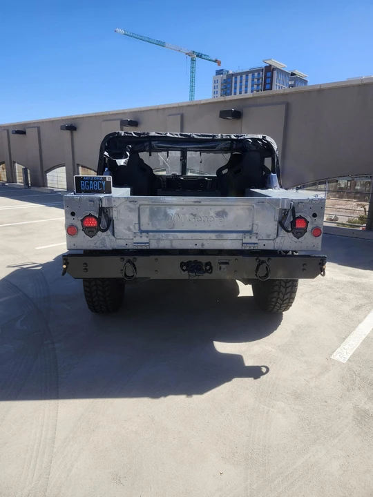 Hummer HMMWV - Image 10 of 31