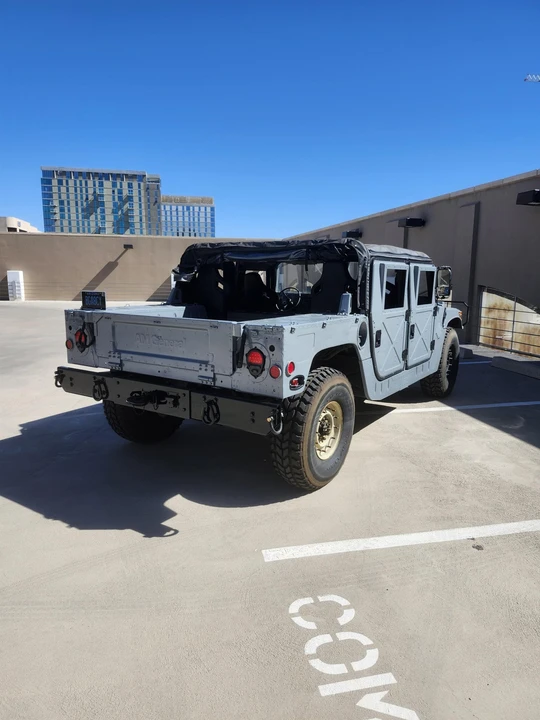 Hummer HMMWV - Image 13 of 31
