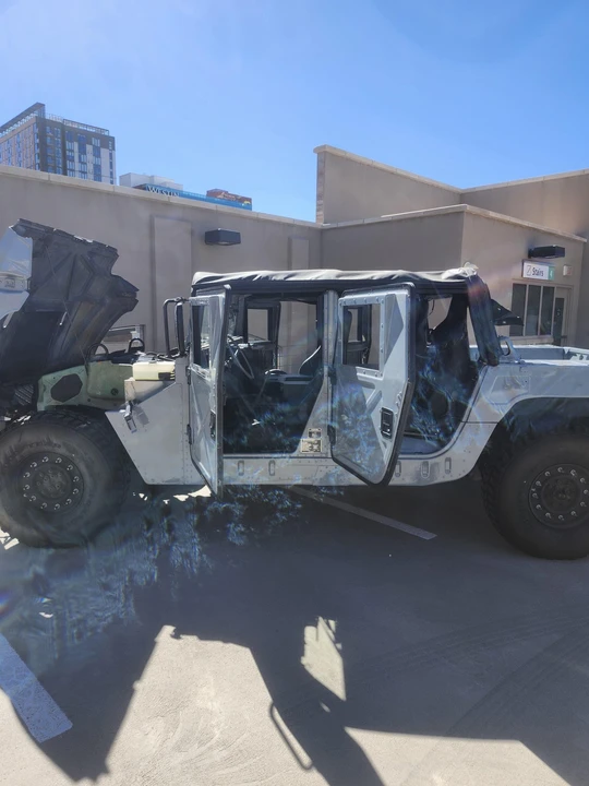 Hummer HMMWV - Image 29 of 31