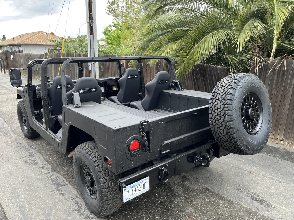 Hummer HMMWV - Image 6 of 31