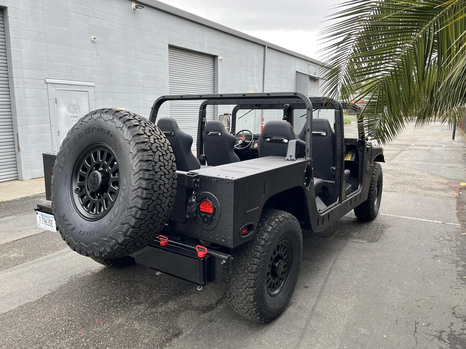 Hummer HMMWV - Image 7 of 31