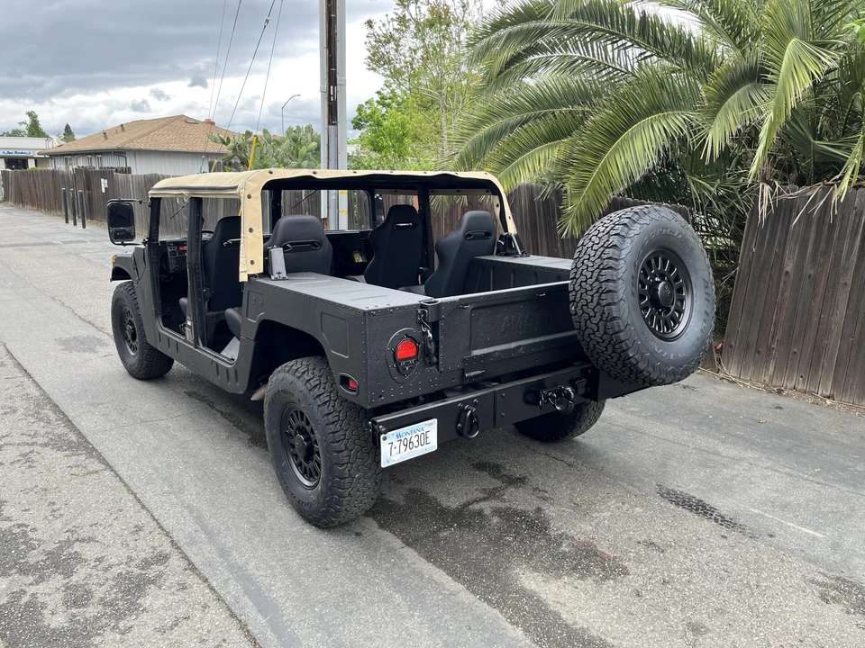 Hummer HMMWV - Image 13 of 31