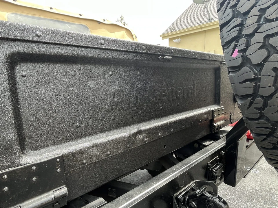 Hummer HMMWV - Image 20 of 31