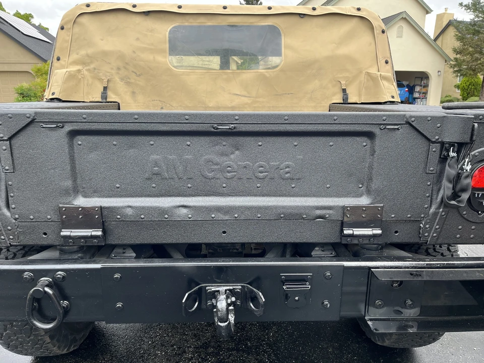 Hummer HMMWV - Image 22 of 31