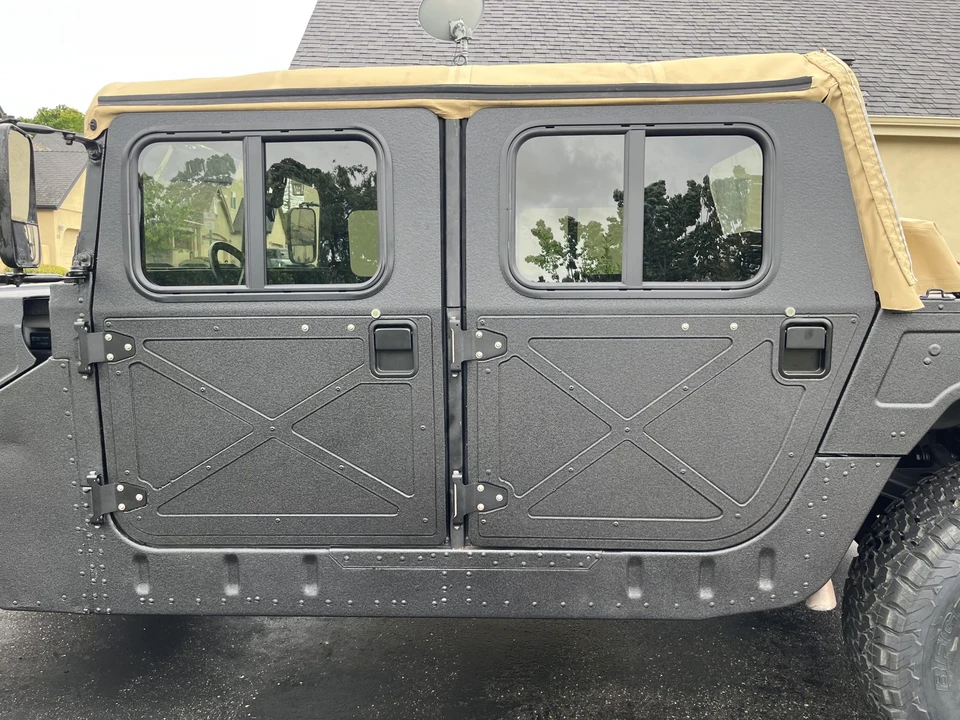 Hummer HMMWV - Image 16 of 31