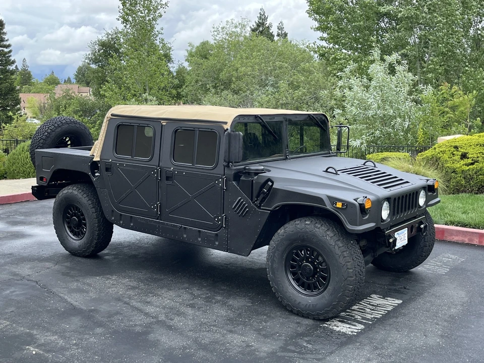 Hummer HMMWV - Image 2 of 31