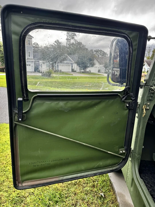Hummer HMMWV - Image 30 of 31