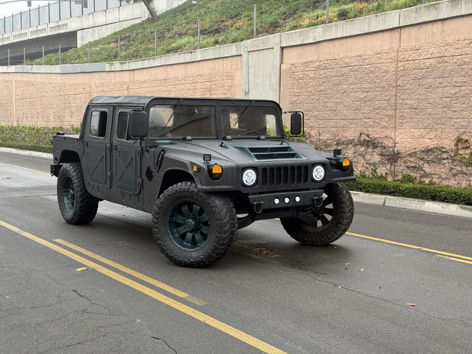 Hummer HMMWV - Image 28 of 31