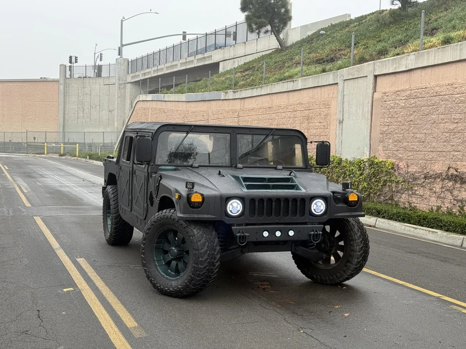 Hummer HMMWV - Image 30 of 31
