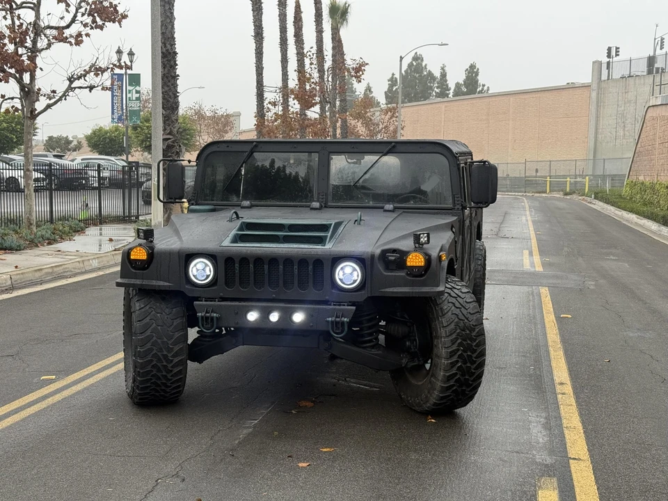 Hummer HMMWV - Image 2 of 31
