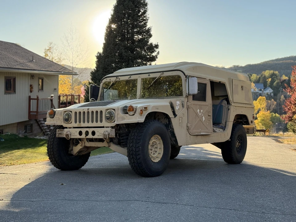 Hummer HMMWV - Image 2 of 31