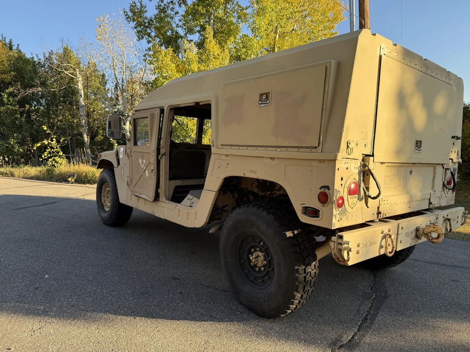 Hummer HMMWV - Image 6 of 31