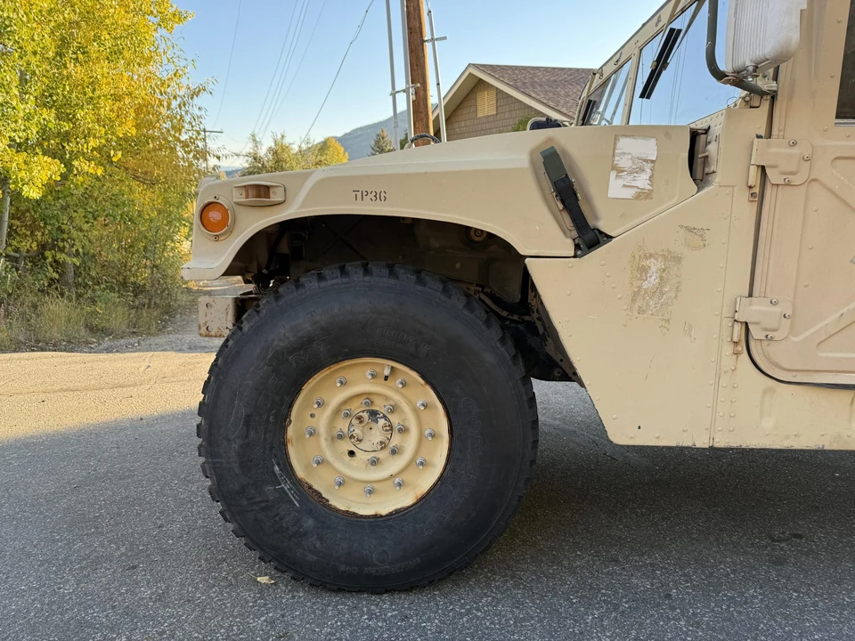 Hummer HMMWV - Image 25 of 31