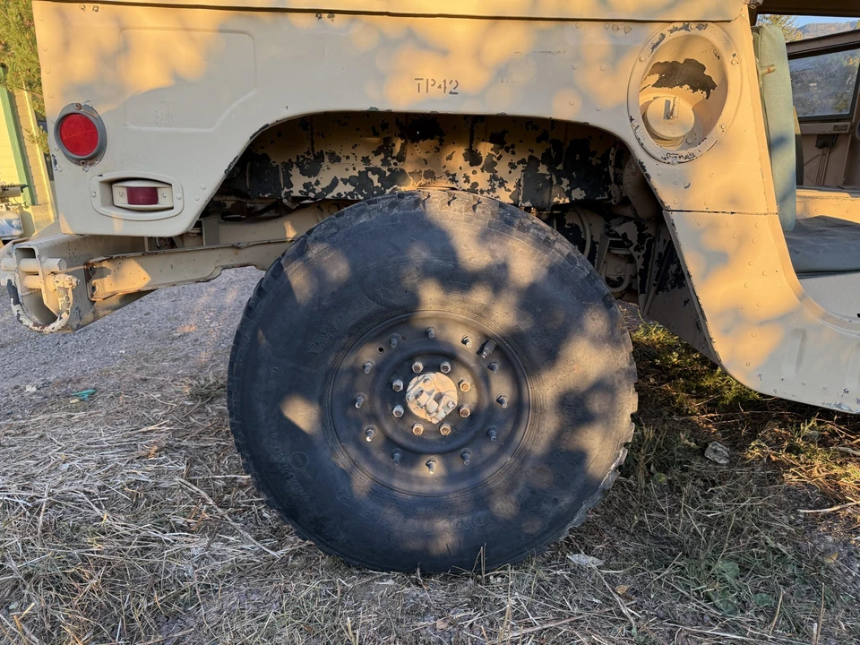 Hummer HMMWV - Image 27 of 31