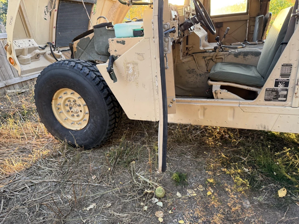 Hummer HMMWV - Image 30 of 31