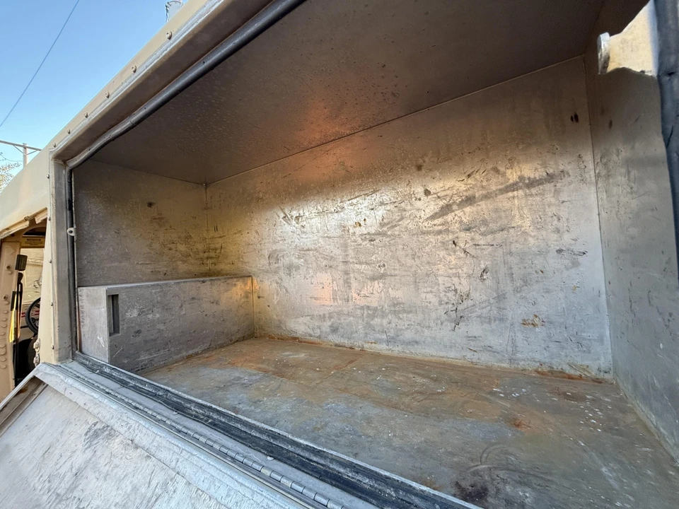 Hummer HMMWV - Image 22 of 31