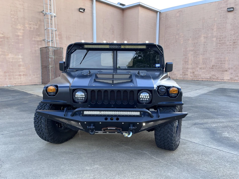 Hummer HMMWV - Image 8 of 31