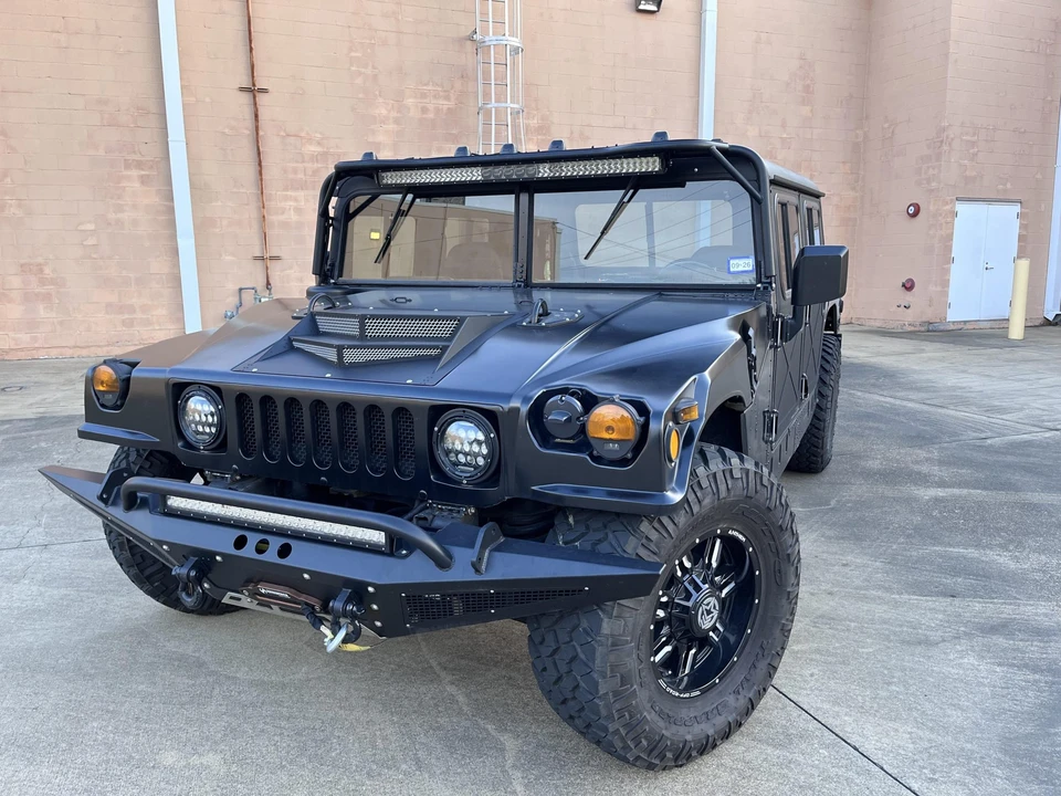 Hummer HMMWV - Image 5 of 31
