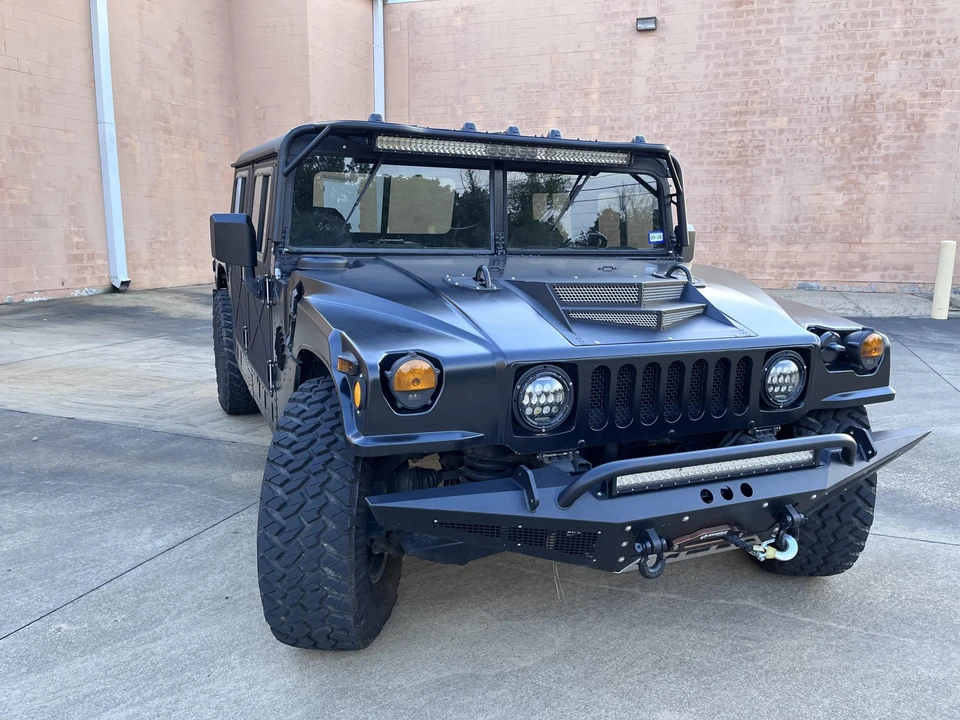 Hummer HMMWV - Image 10 of 31