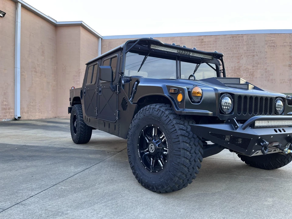 Hummer HMMWV - Image 12 of 31