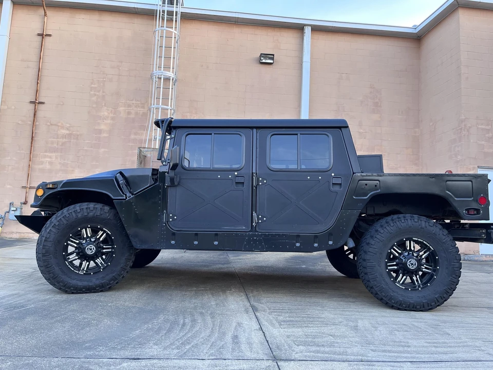 Hummer HMMWV - Image 20 of 31