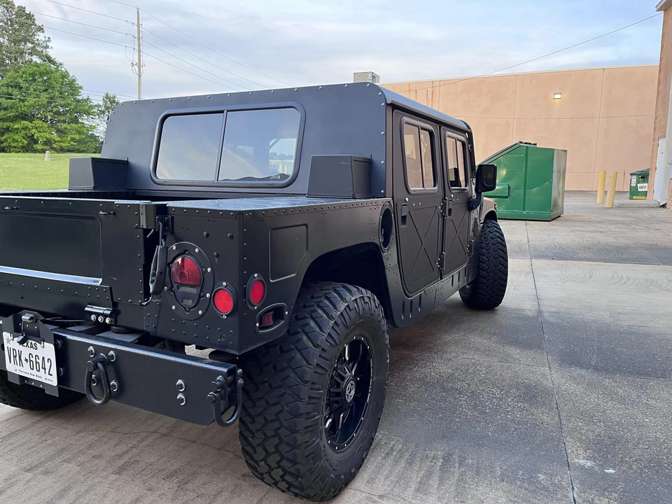 Hummer HMMWV - Image 28 of 31