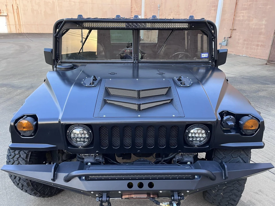 Hummer HMMWV - Image 22 of 31