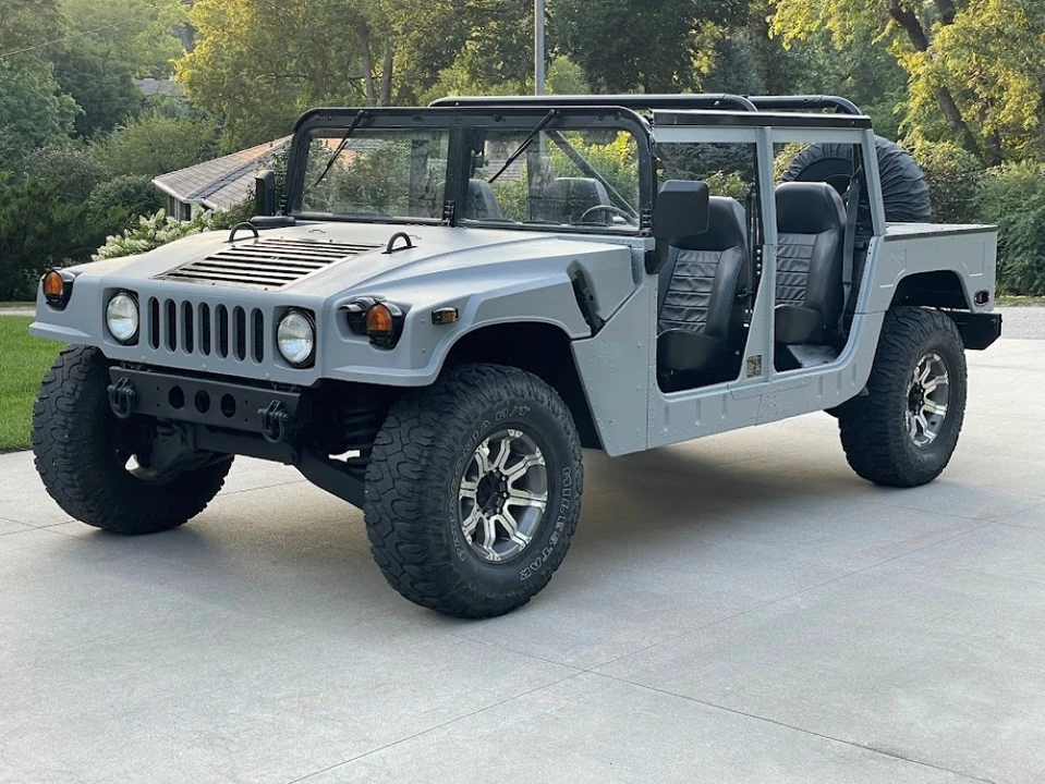 Hummer HMMWV - Image 2 of 31