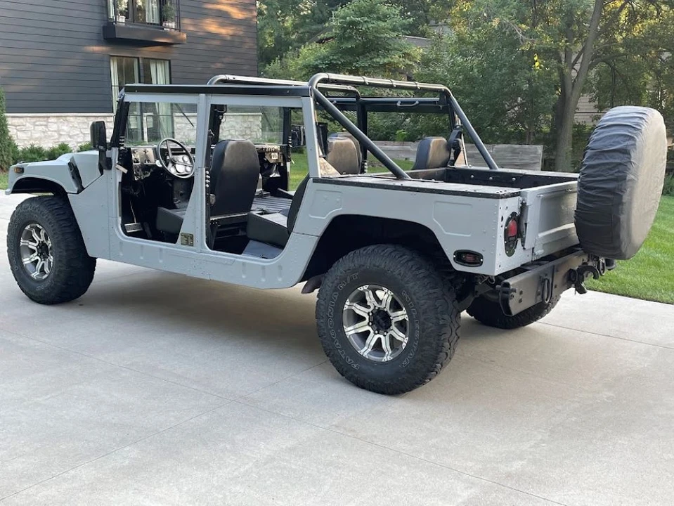 Hummer HMMWV - Image 4 of 31