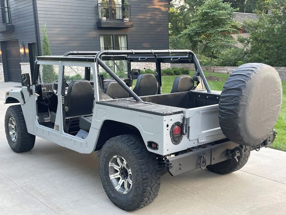 Hummer HMMWV - Image 5 of 31