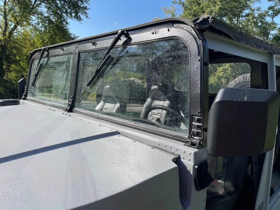 Hummer HMMWV - Image 27 of 31
