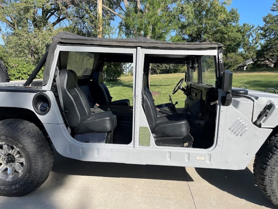 Hummer HMMWV - Image 21 of 31