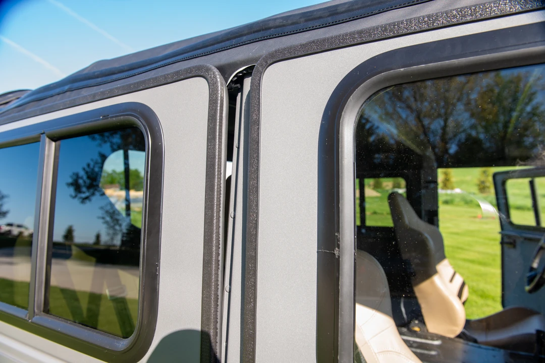 Hummer HMMWV - Image 21 of 31