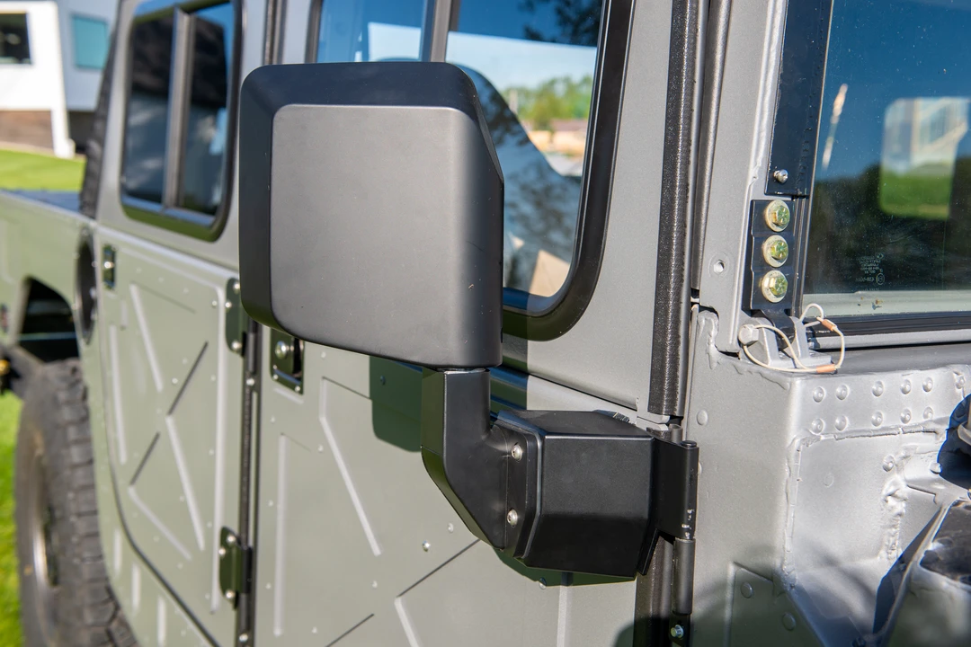 Hummer HMMWV - Image 13 of 31