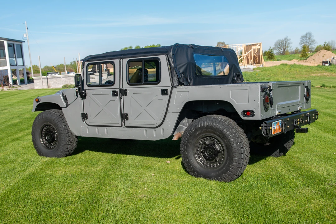 Hummer HMMWV - Image 8 of 31