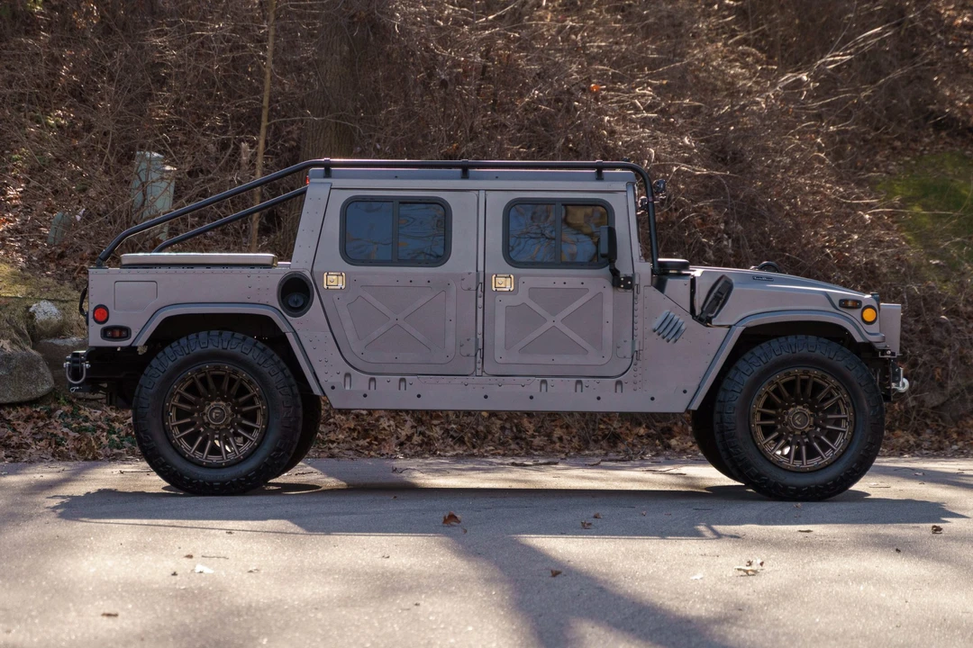 Hummer HMMWV - Image 19 of 31
