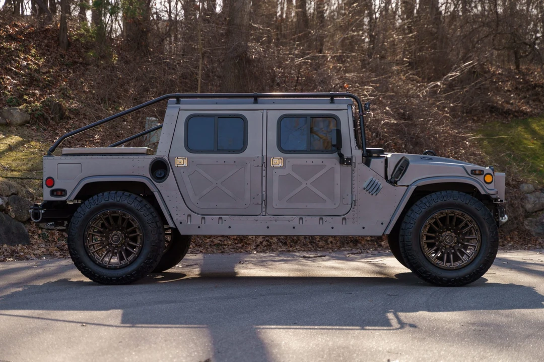 Hummer HMMWV - Image 18 of 31