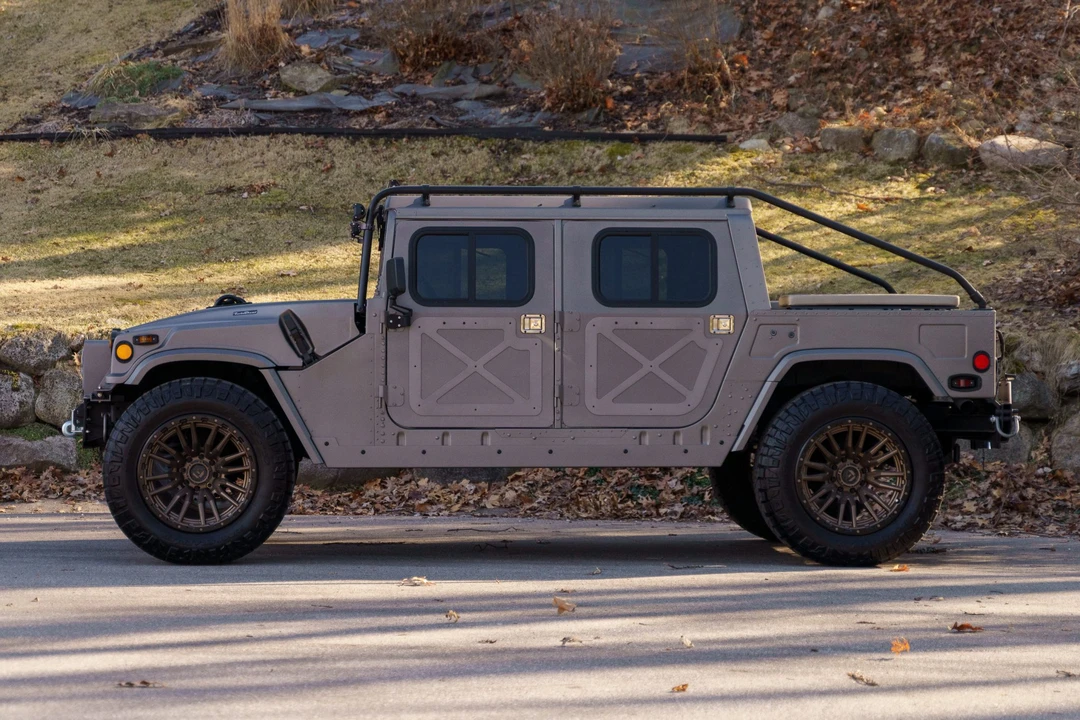 Hummer HMMWV - Image 8 of 31