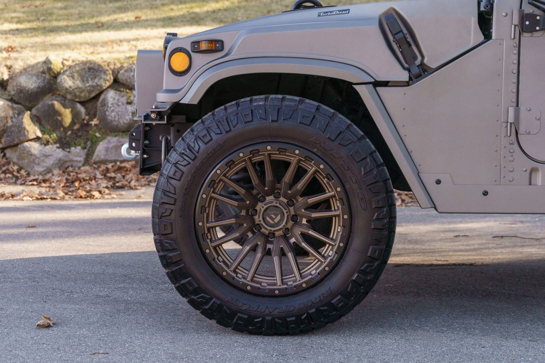 Hummer HMMWV - Image 29 of 31