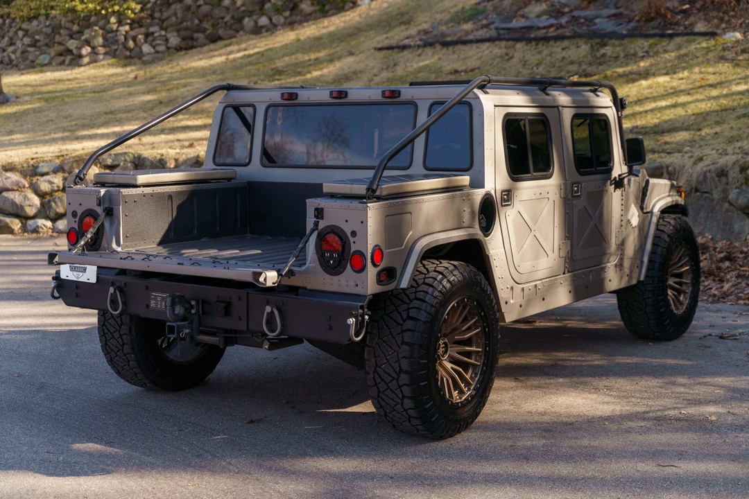 Hummer HMMWV - Image 17 of 31