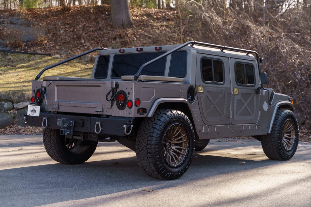 Hummer HMMWV - Image 15 of 31